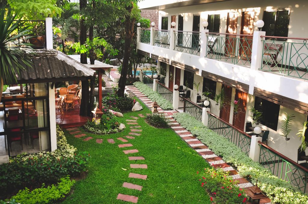 Charlie House Pin Klao Hotel Bangkok Luaran gambar