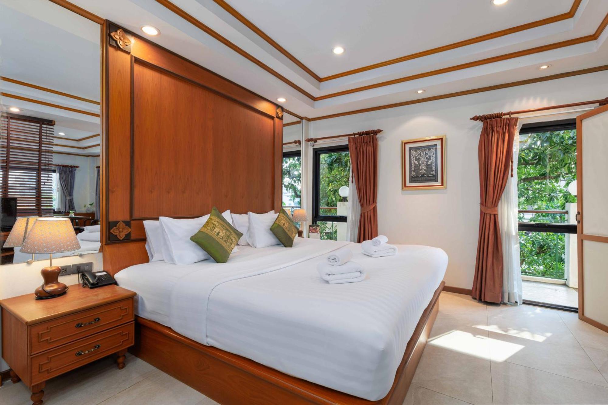 Charlie House Pin Klao Hotel Bangkok Luaran gambar