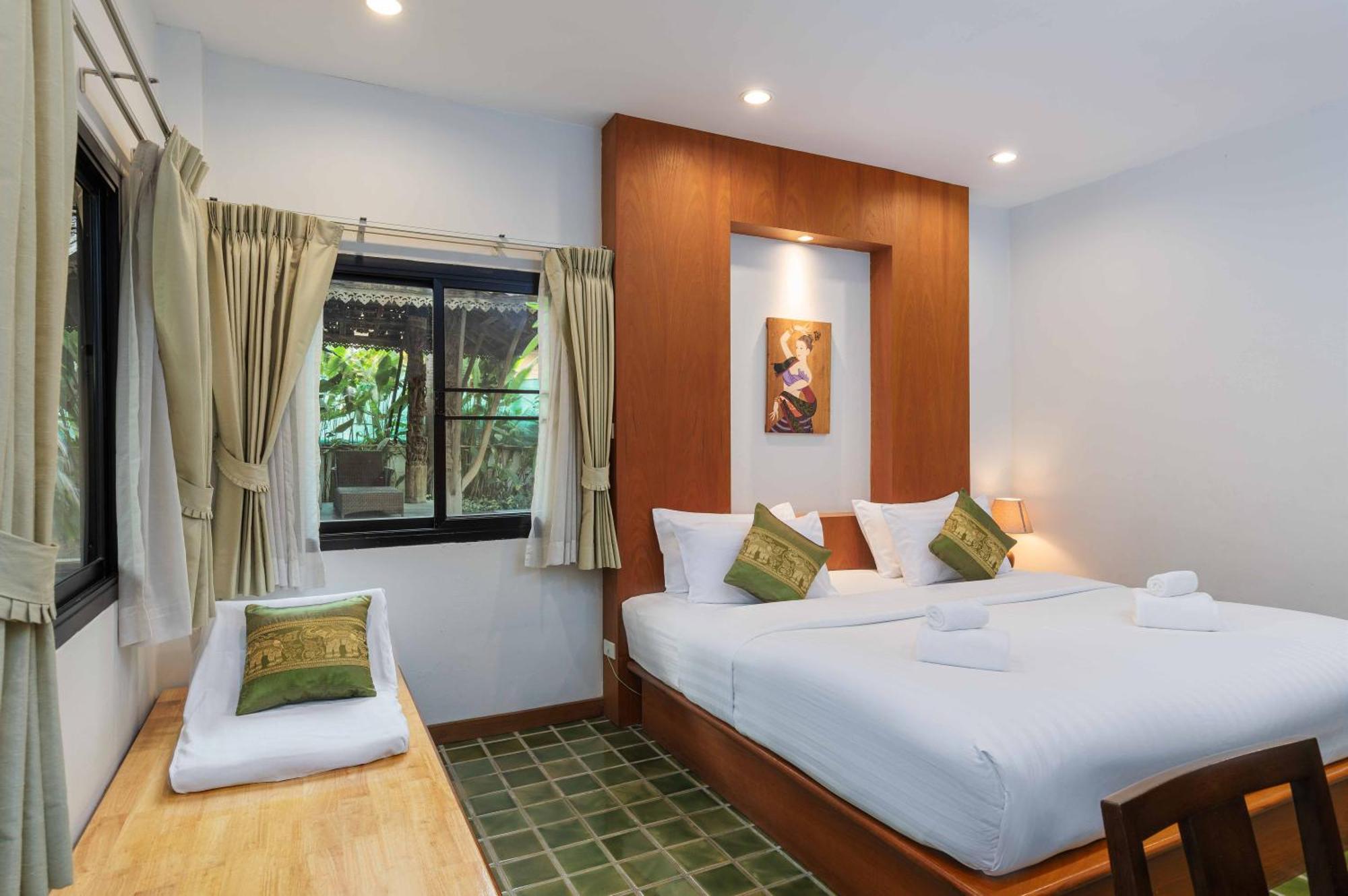 Charlie House Pin Klao Hotel Bangkok Luaran gambar