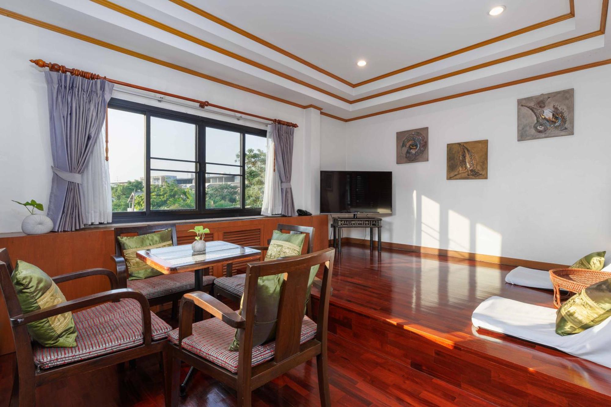 Charlie House Pin Klao Hotel Bangkok Luaran gambar