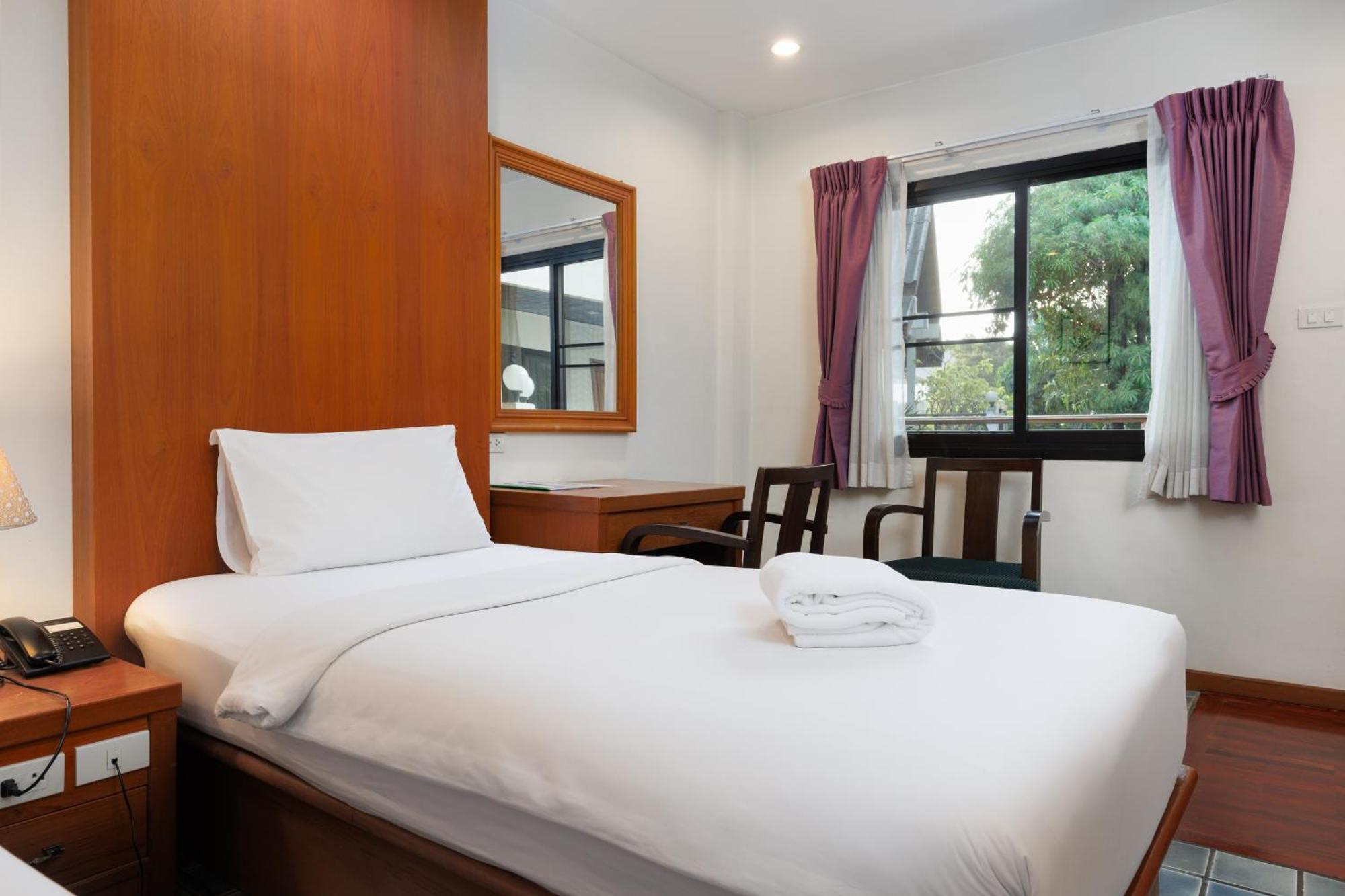 Charlie House Pin Klao Hotel Bangkok Bilik gambar