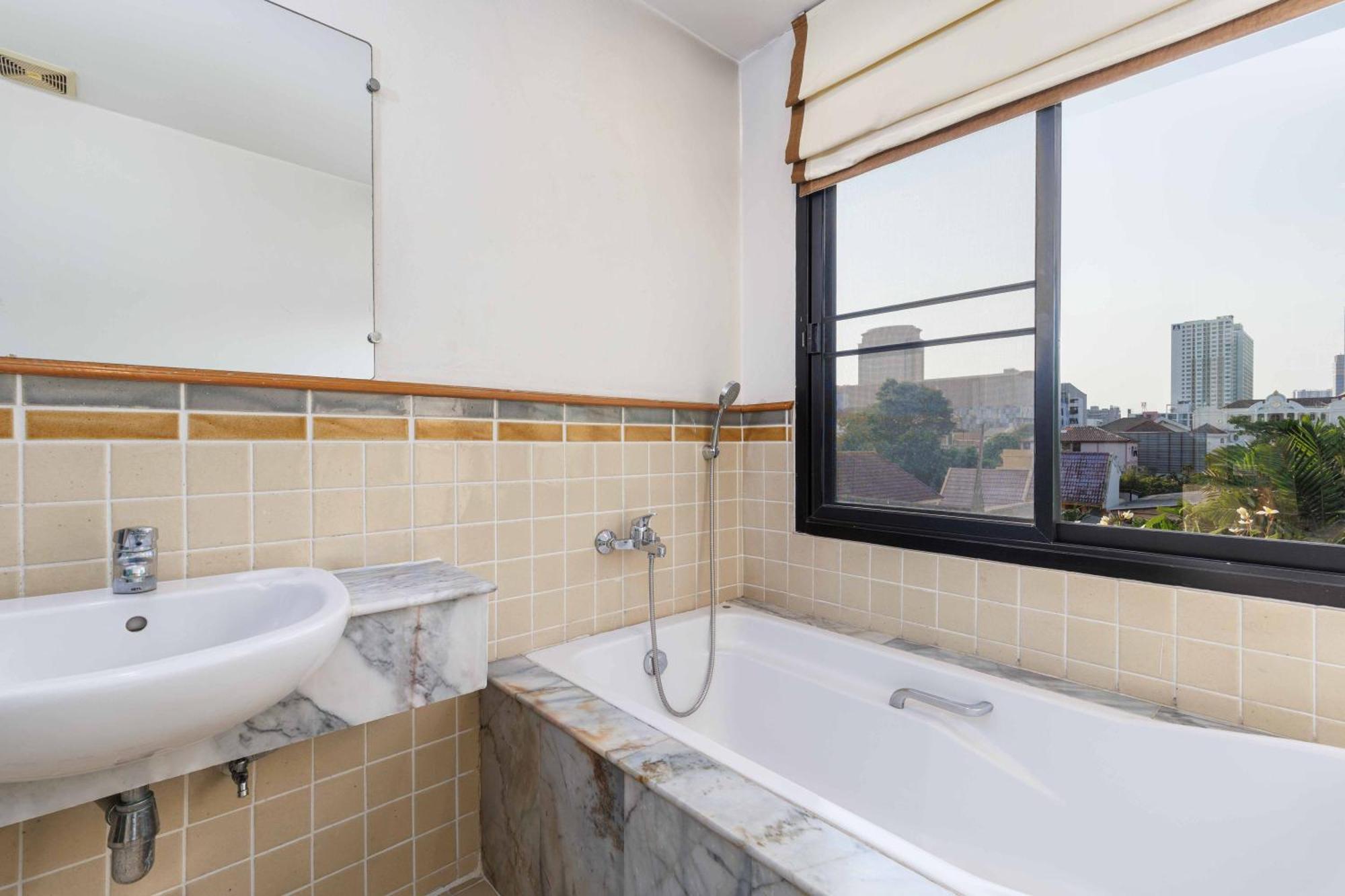 Charlie House Pin Klao Hotel Bangkok Bilik gambar